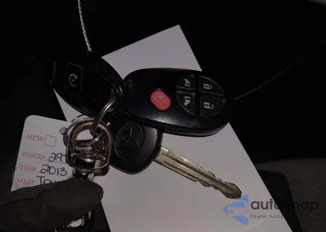 2013 Toyota Sienna Le V6 8 Passenger from USA, damaged, VIN 5TDKK3DC3DS302572